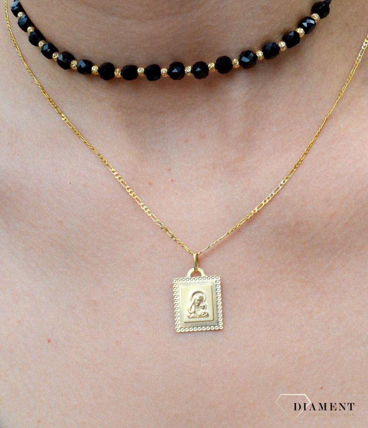 Złota zawieszka 333 medalik droga grecka Matka Boska Częstochowska ZA 3785 333. Medalik męski duży. ako prezent i upamiętnienie takich chwil jak Pierwsza Komunia, Chrzest czy Bierzmowanie..jpg